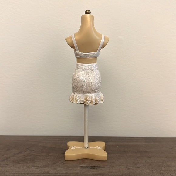 Miniature Dress Form Decor, Lingerie. The Latest Thing, Silhouettes - Picture 3 of 7